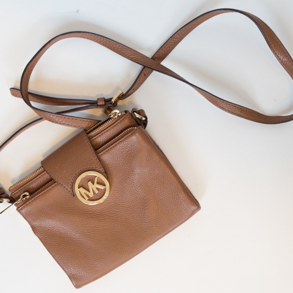Michael Kors Purse Crossbody Tan